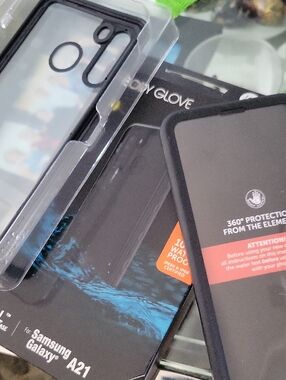 Body Glove Clear and Black Waterproof Phone Case